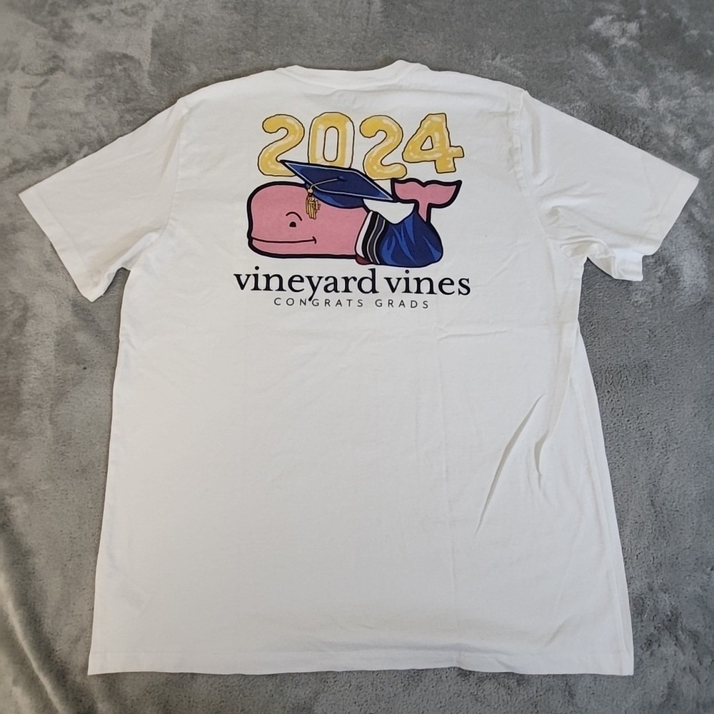 Vineyard Vines Shirt Mens L White 2024 Graphic Graduation Tee Casual‎